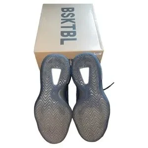 Yeezy | Shoes | Yeezy Quantum Basketball Shoe Sz 7y Onyx  display picture 1